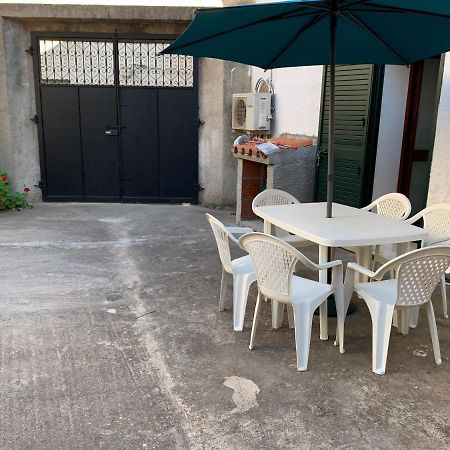 Casa Ziu Juanne Apartment Орозеи Екстериор снимка
