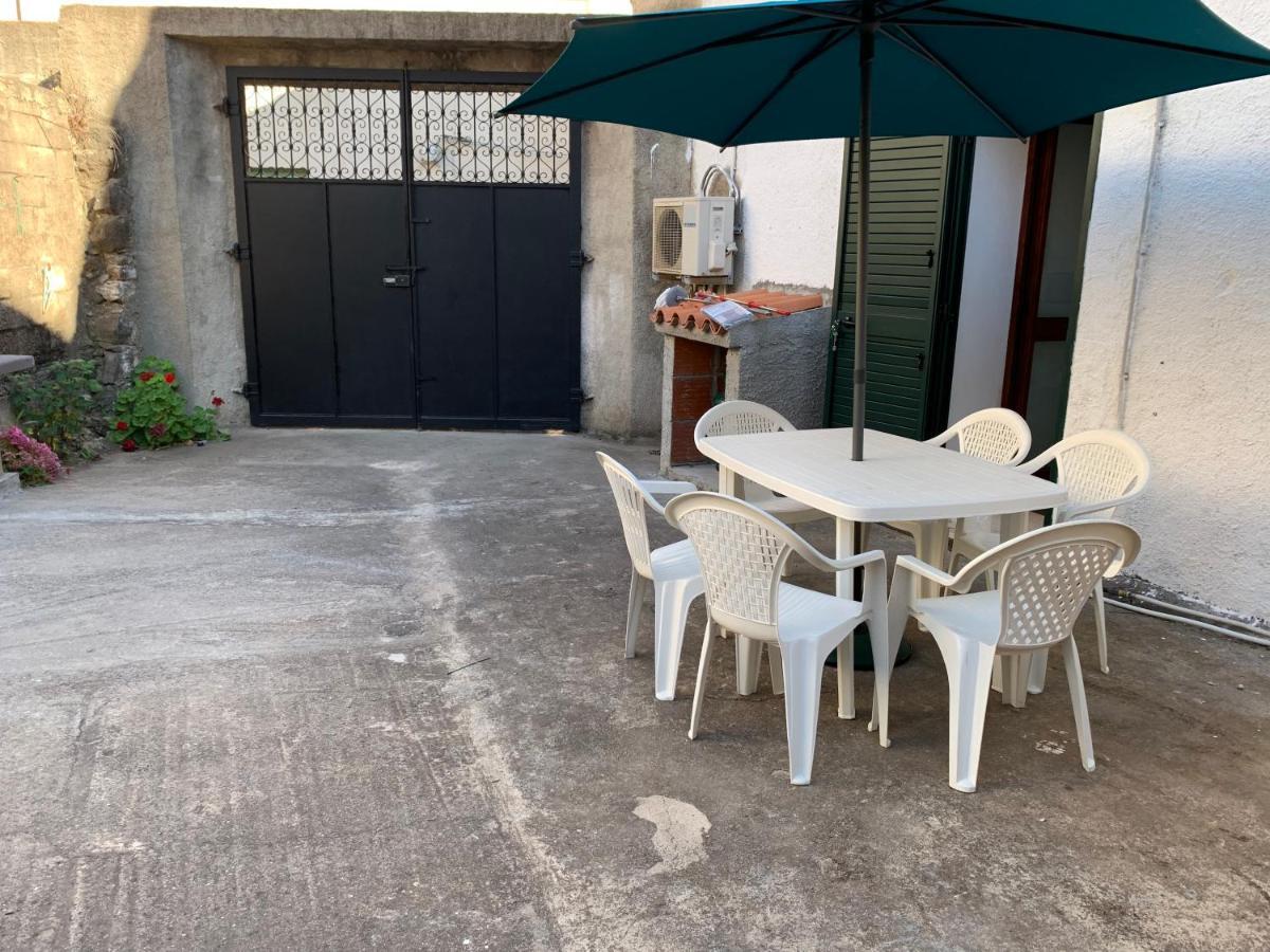 Casa Ziu Juanne Apartment Орозеи Екстериор снимка